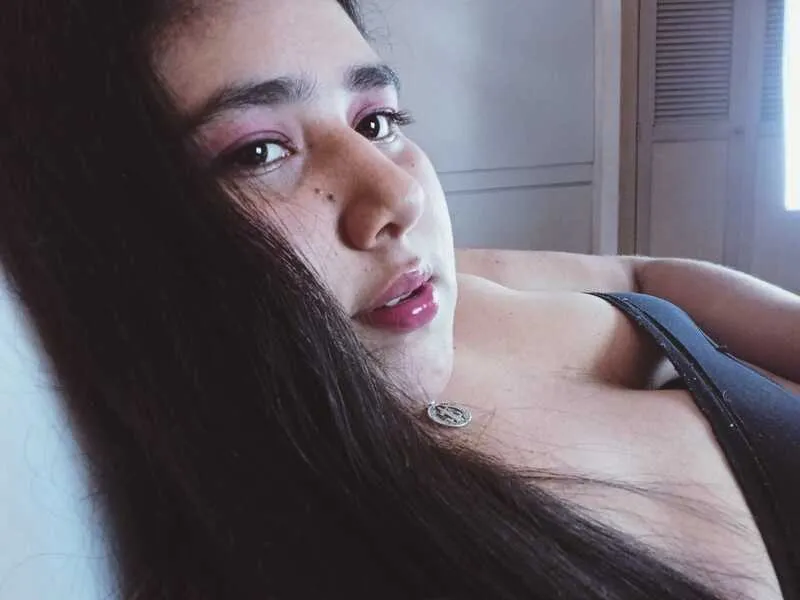 Live sex webcam photo for ZoeGiil #6141466