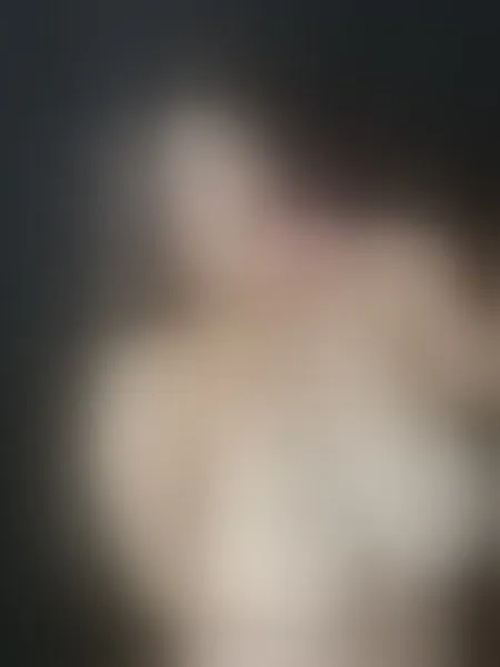 Live sex webcam photo for CarolineHardmann #8359493