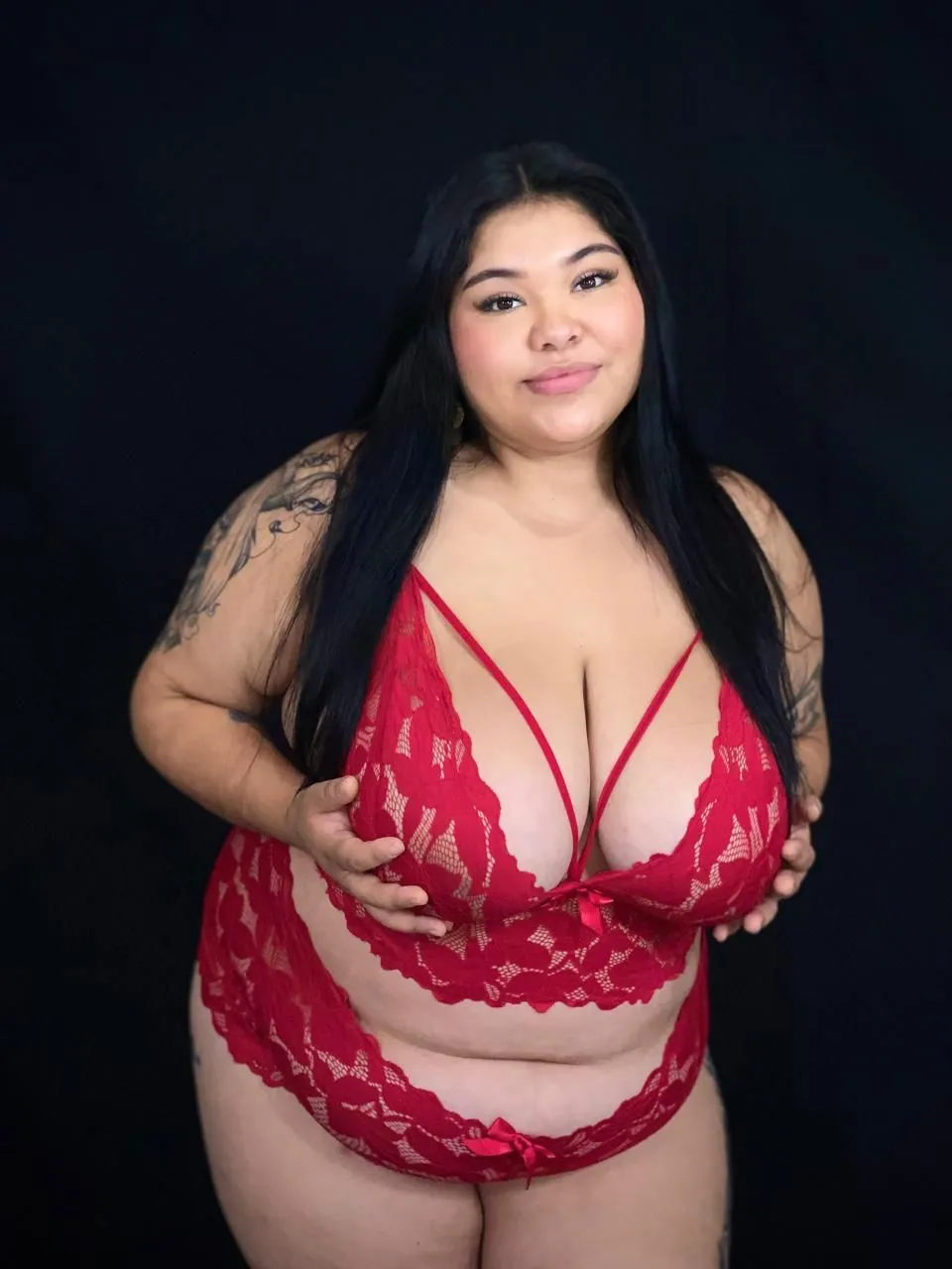Live sex webcam photo for CarolineHardmann #8359497