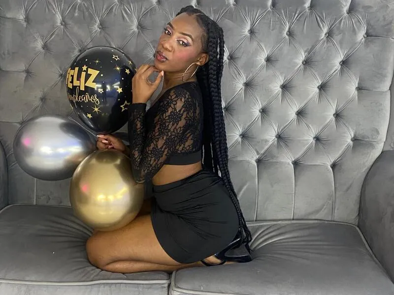 Live sex webcam photo for AishaaBrown #6275116