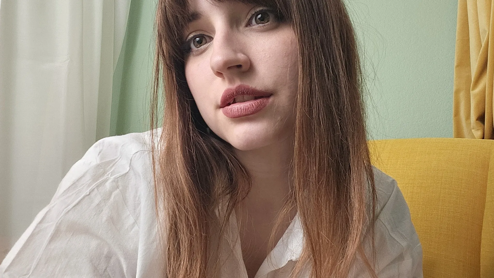 Live sex webcam photo for VixenMinx #7420602