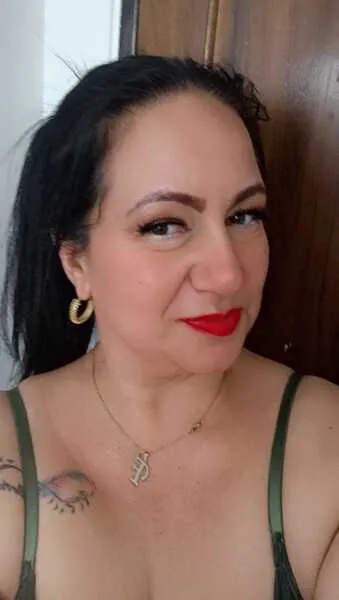 Live sex webcam photo for Denissejhons #6052452