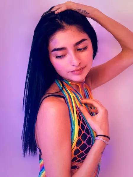 Live sex webcam photo for Asia23 #6268962