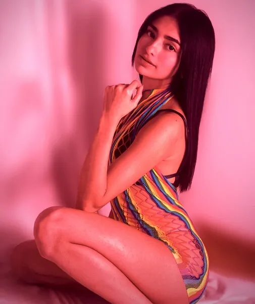 Live sex webcam photo for Asia23 #6268925