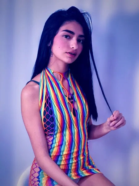 Live sex webcam photo for Asia23 #6268955