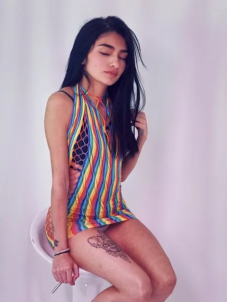 Live sex webcam photo for Asia23 #6268957