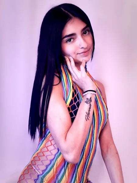 Live sex webcam photo for Asia23 #6268967