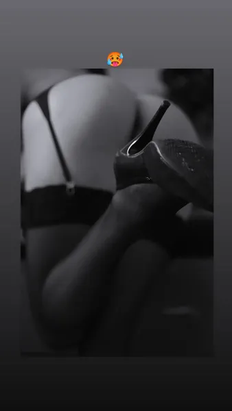 Live sex webcam photo for Kattewilliamms #6994637