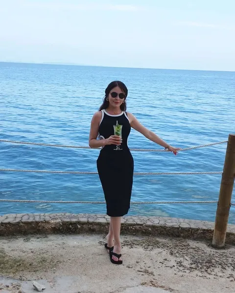 Live sex webcam photo for Kattewilliamms #6994647