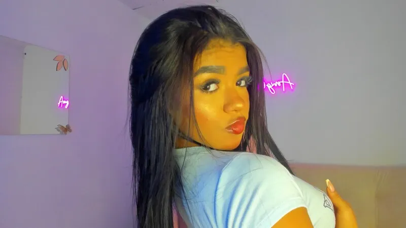 Live sex webcam photo for amylittle #6338312