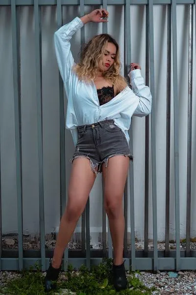 Live sex webcam photo for Summer_holiday #7385131