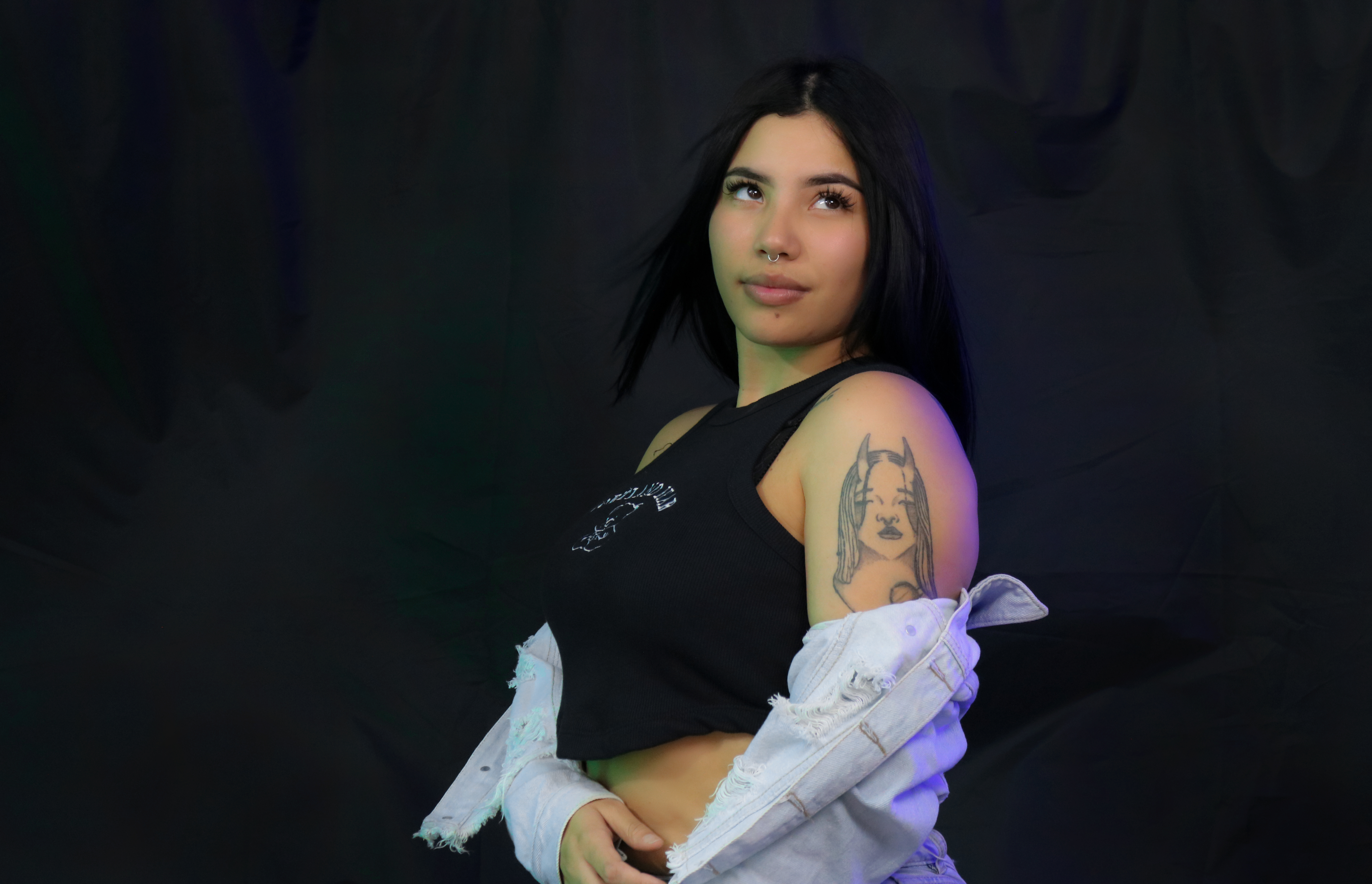 Live sex webcam photo for channeljonson #7918214