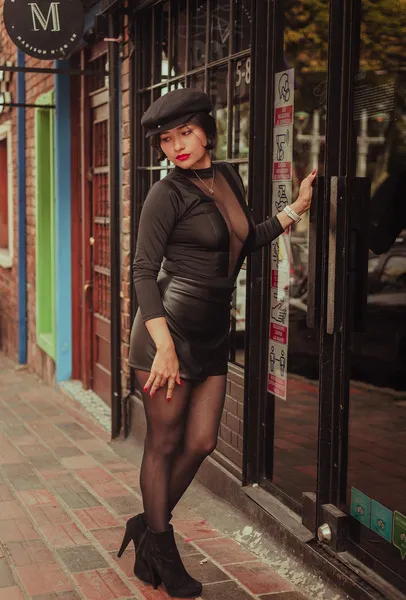 Live sex webcam photo for MiaLeBlancc #6121601