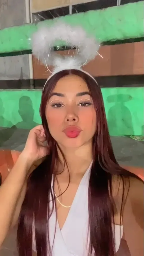 Live sex webcam photo for issiecute #7345347