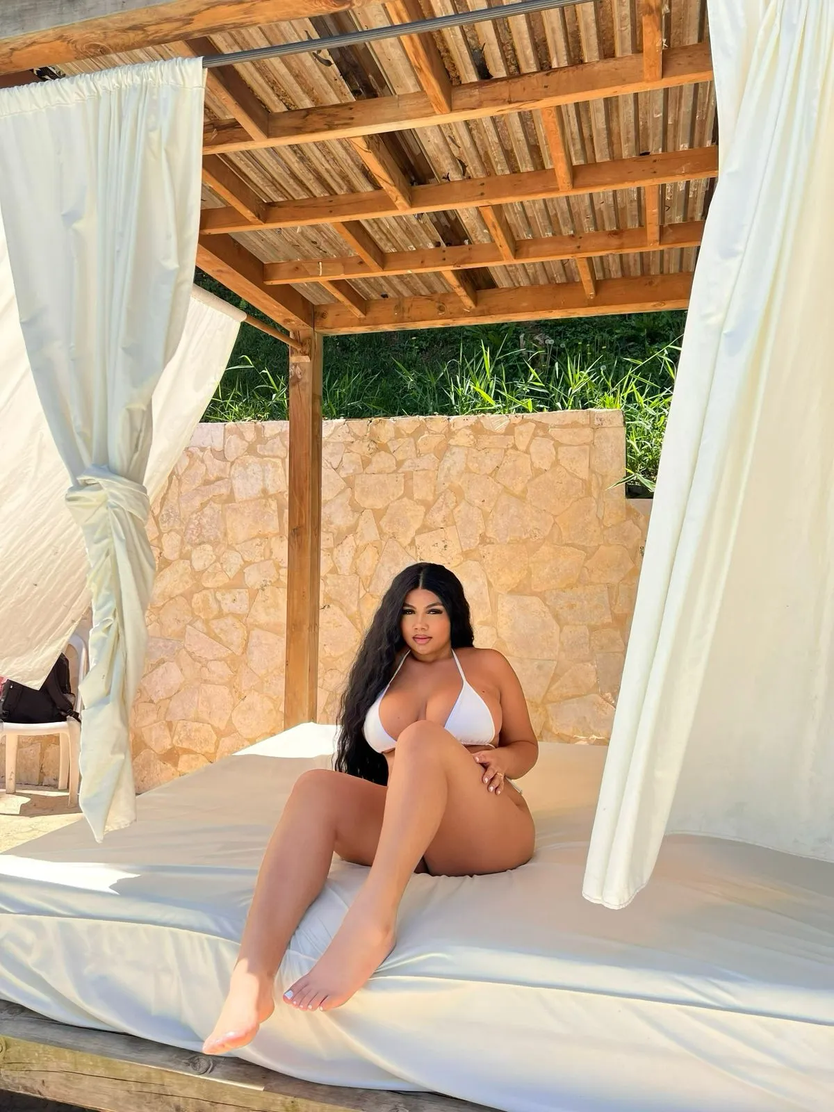 Live sex webcam photo for AfroditaRooss #8604061