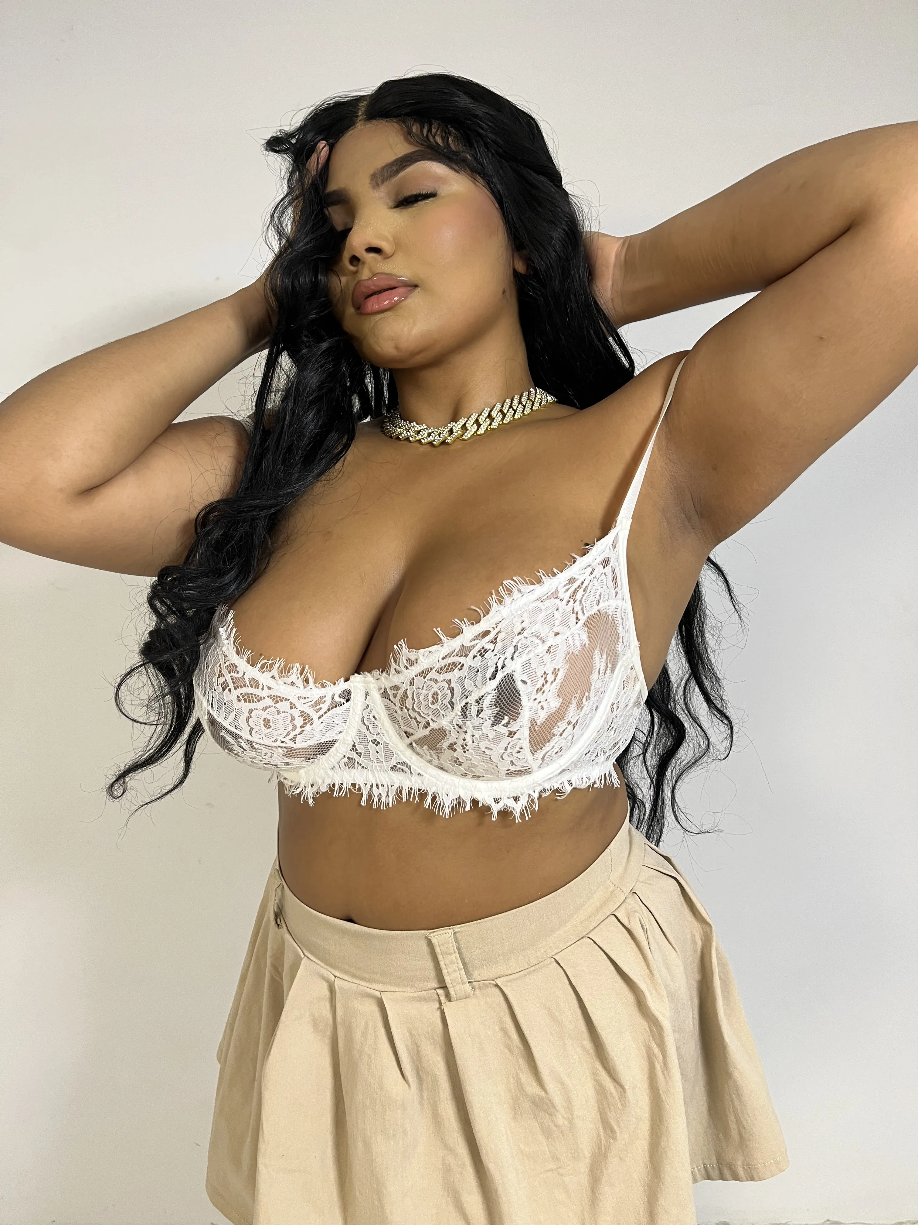 Live sex webcam photo for AfroditaRooss #7449678