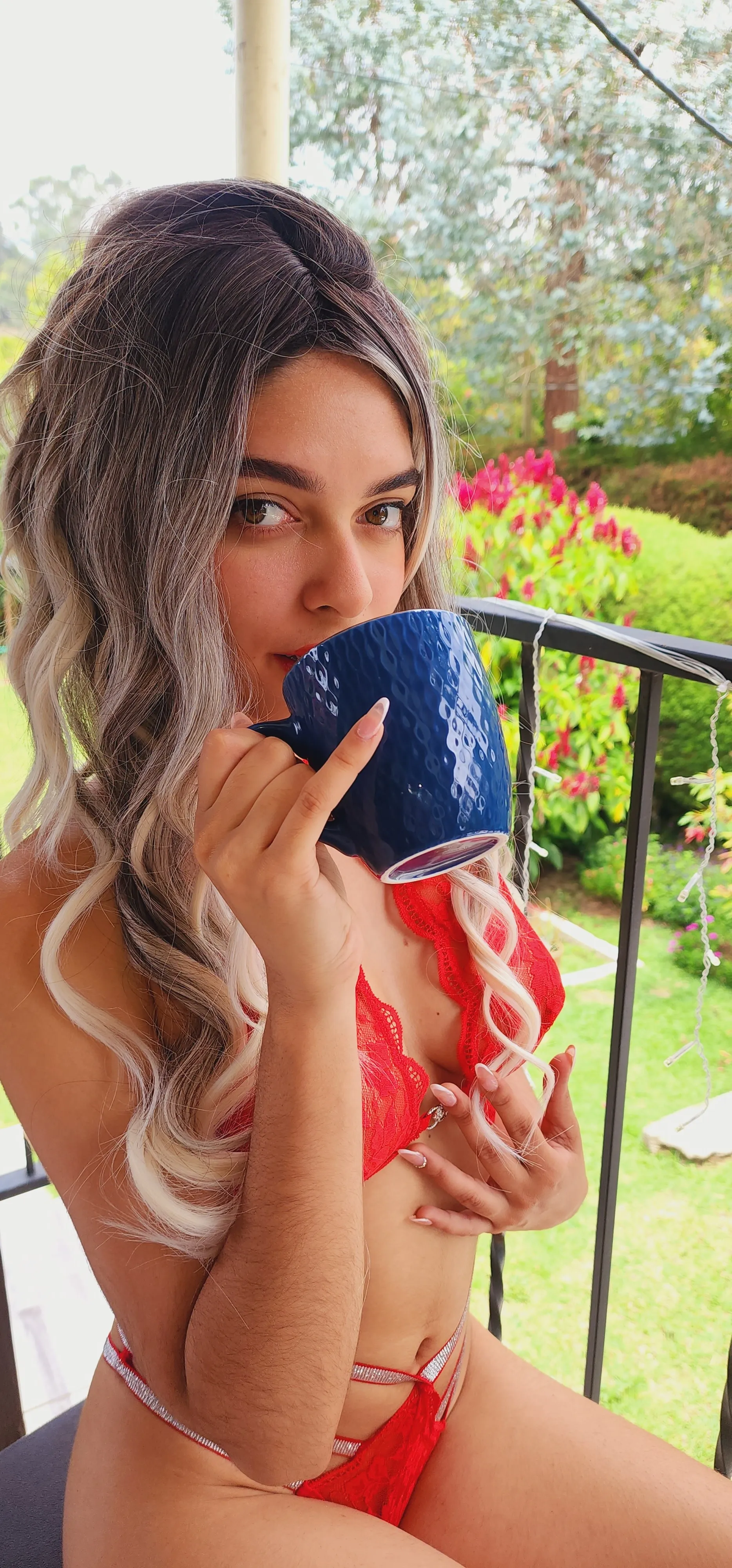 Live sex webcam photo for IssabellaTayllor18 #7433081