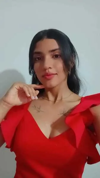 Live sex webcam photo for LittleeCandy #6219958