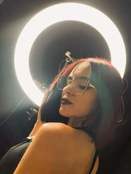 Live sex webcam photo for ScarleettWillss #6026663