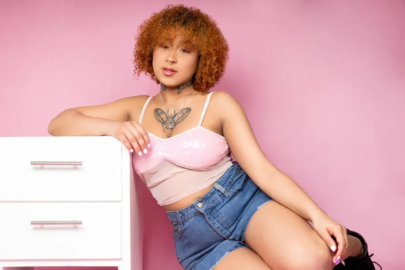 Live sex webcam photo for GiaMiranda #6070846