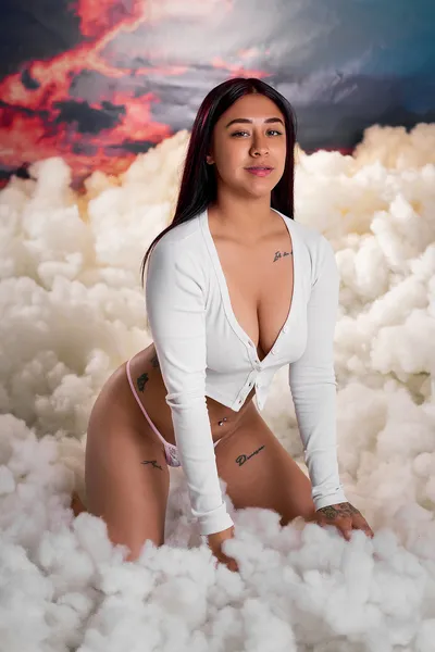 Live sex webcam photo for VanesaHall #6171566