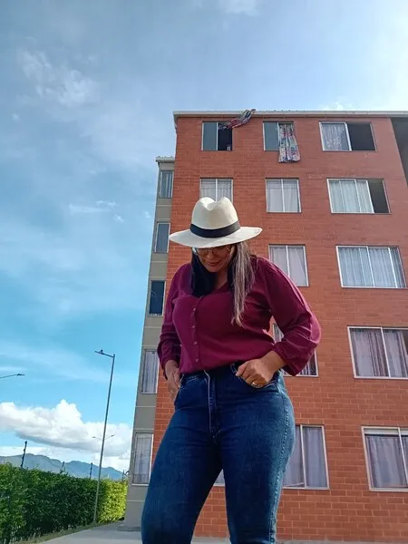 Live sex webcam photo for AliciaMathieu #6249951