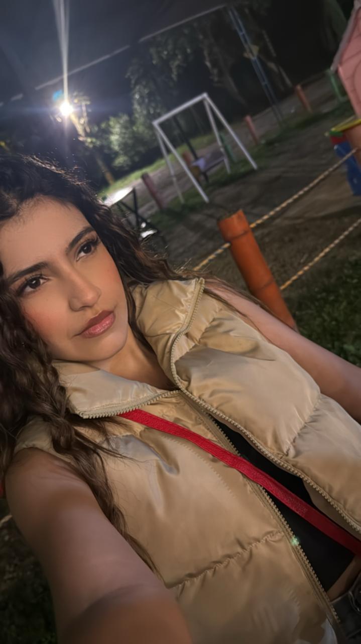 Live sex webcam photo for VictoriaJoliegb #8107565