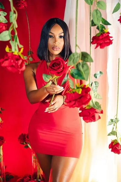 Live sex webcam photo for ChaynnaCooper #7886685