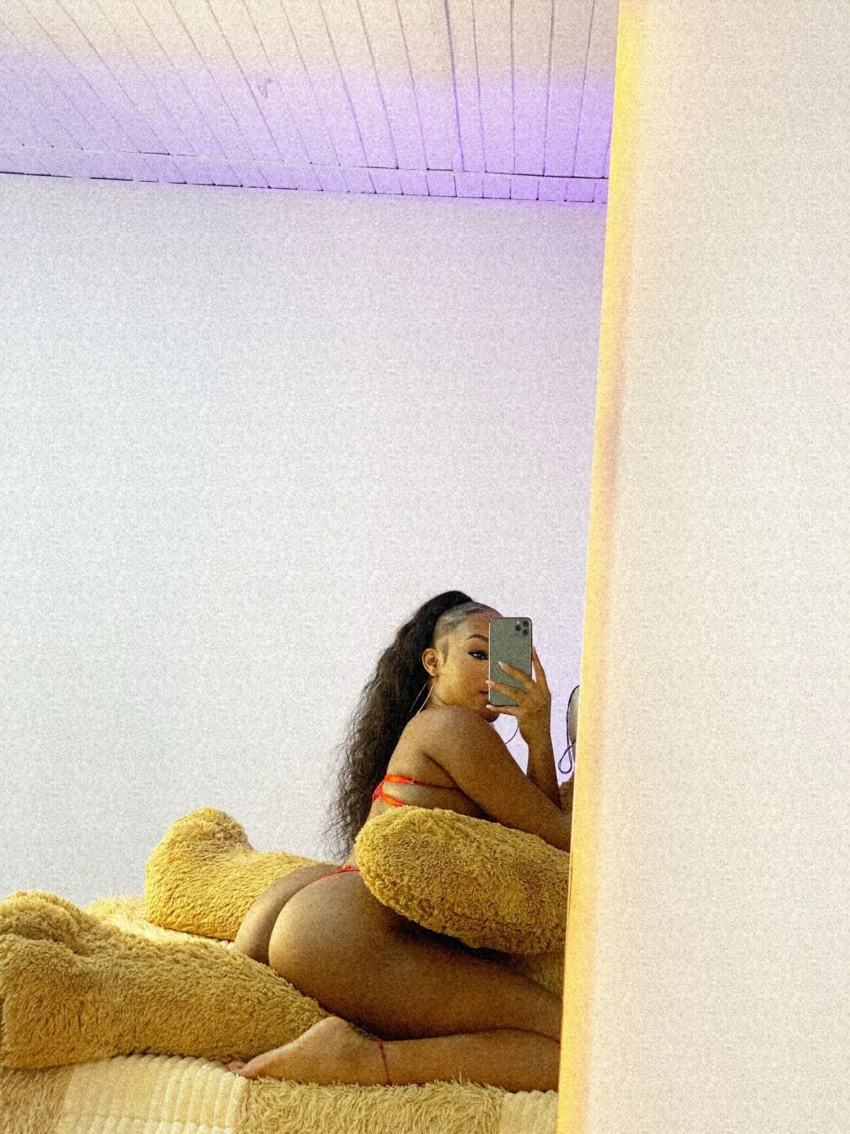 Live sex webcam photo for ChaynnaCooper #7886663