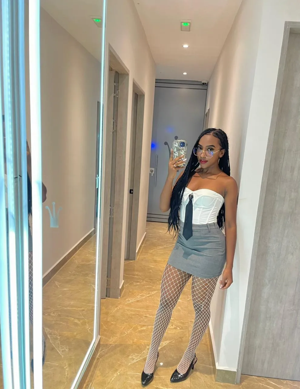 Live sex webcam photo for AshleyFerri #8029501