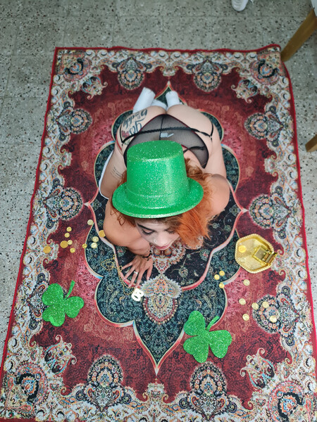 Live sex webcam photo for SamRousee #6361317