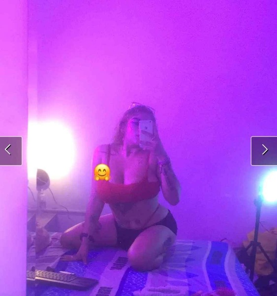 Live sex webcam photo for SamRousee #6361311