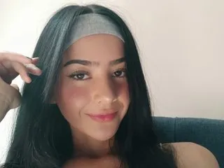 Live sex webcam photo for Alejita699 #8092210