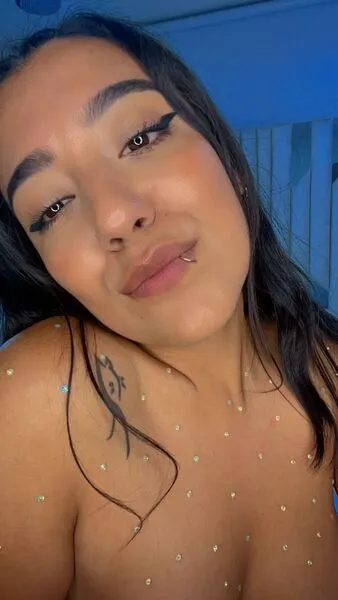 Live sex webcam photo for SamyVegaaXX #6322760