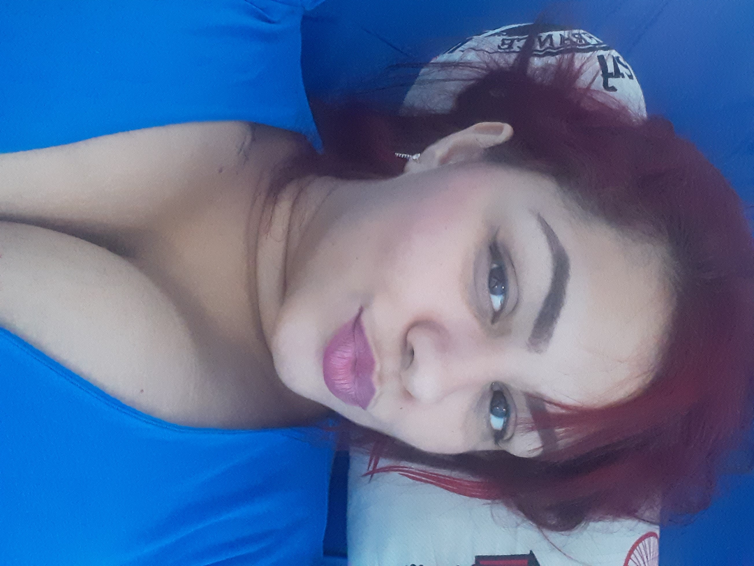 Live sex webcam photo for HornyMariee #8609278