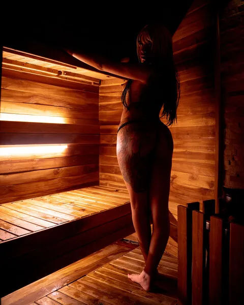 Live sex webcam photo for ScarlettCollins18 #8000692