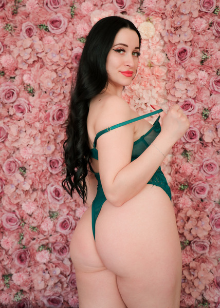 Live sex webcam photo for EvelyneReys #7820607