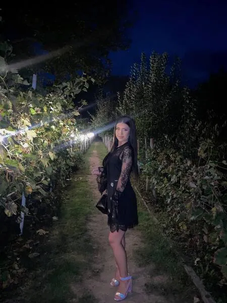 Live sex webcam photo for BriseisMonn #6212218