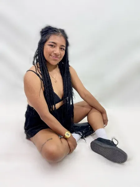 Live sex webcam photo for BellahBrunette #6153879