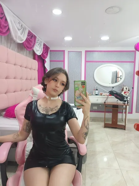 Live sex webcam photo for KaoryShiro #6255975