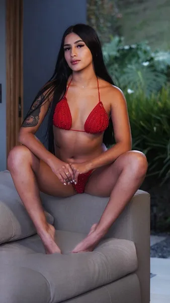 Live sex webcam photo for MiaTowson #7866618