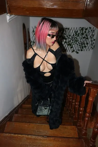 Live sex webcam photo for Alisapeach #6299165