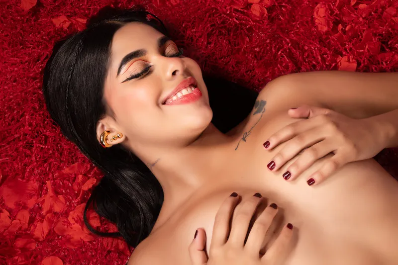 Live sex webcam photo for BellaClarck #6789223