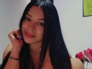 Live sex webcam photo for Ameliasweet19 #6190047