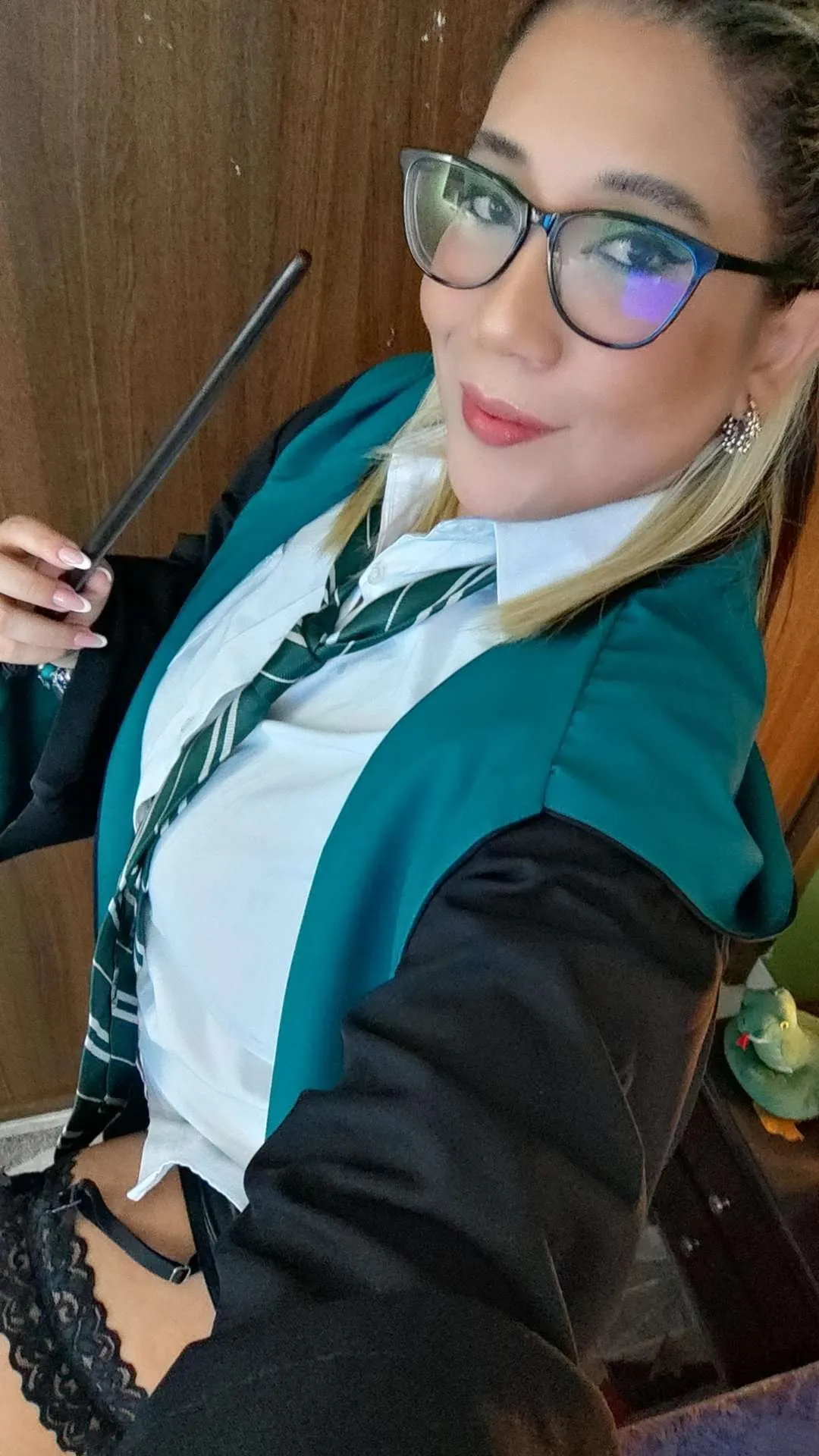 Live sex webcam photo for MonikaOrtiz #7343278