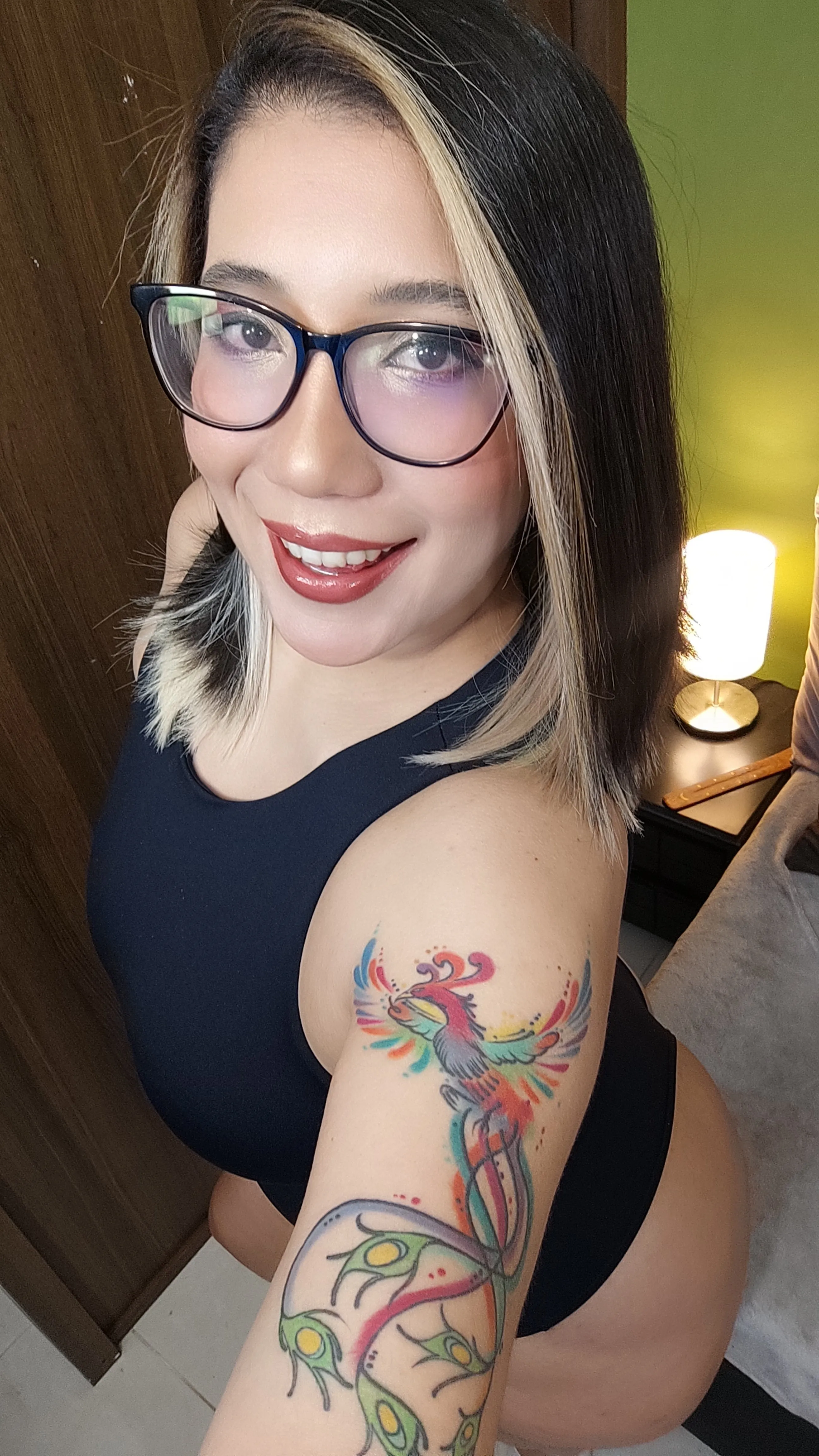 Live sex webcam photo for MonikaOrtiz #7343361