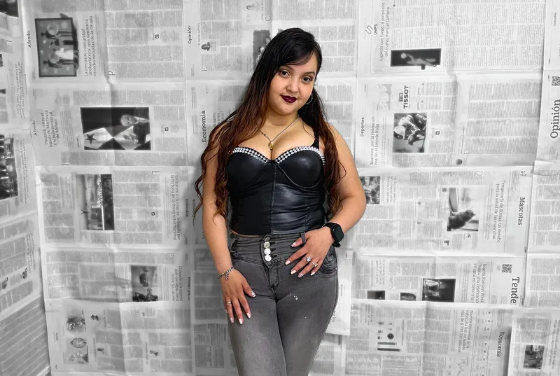 Live sex webcam photo for AriannaBlaire #7051628