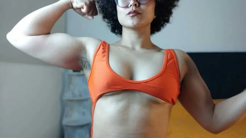 Live sex webcam photo for MartinaRuis #7797881