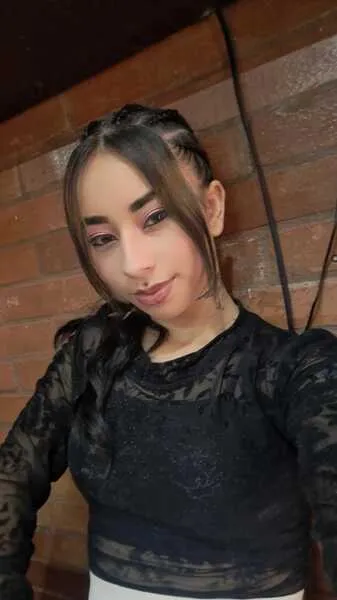 Live sex webcam photo for HANNAAZUMI #6282873