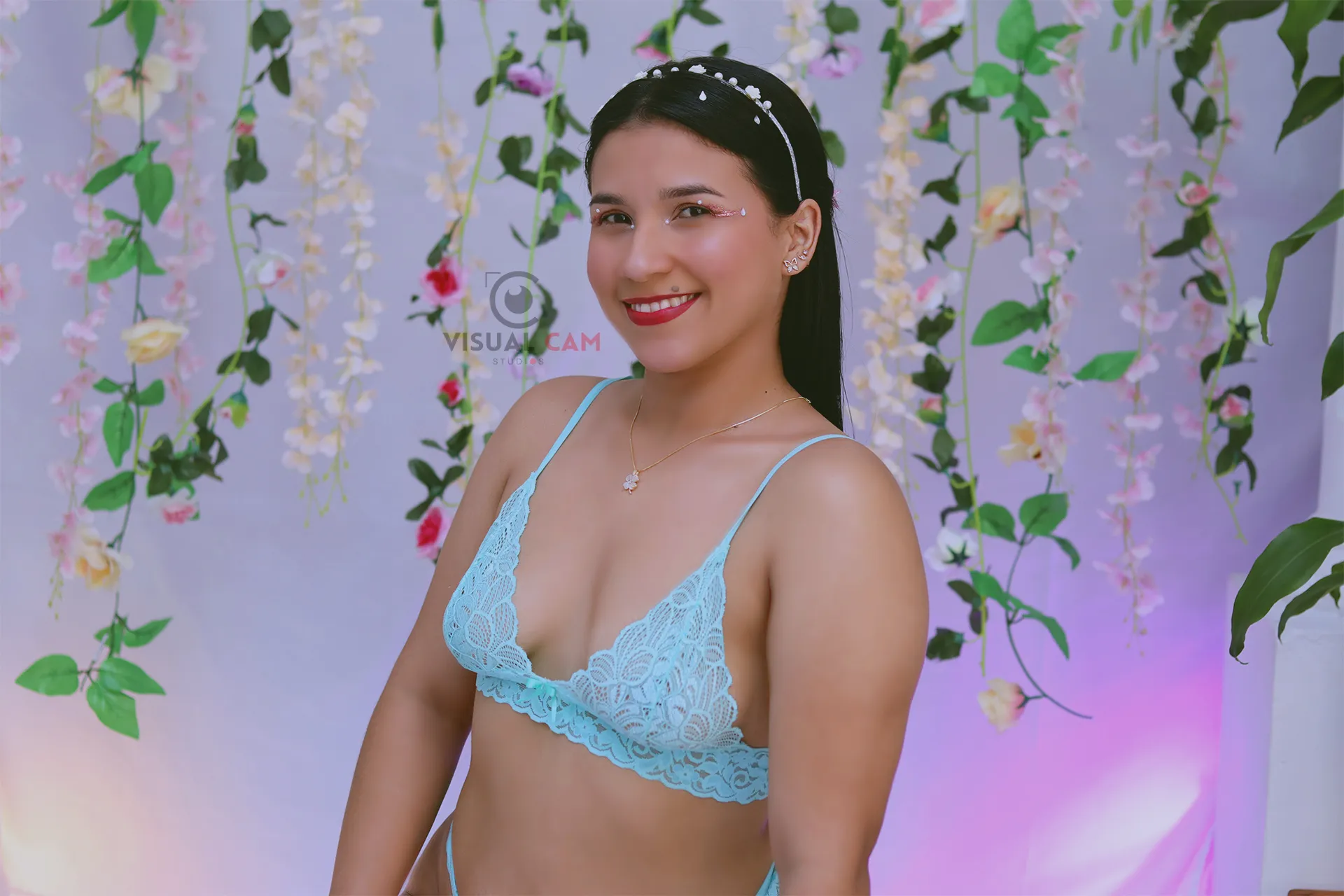 Live sex webcam photo for SofiPerez63 #7141096